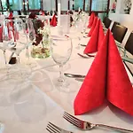 Krone Hotel Königsbrunn