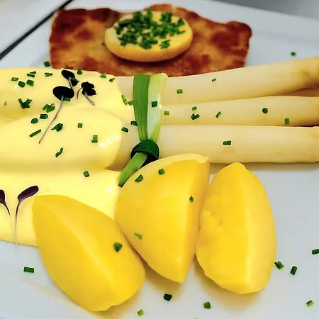 호텔 Krone & Restaurant 코니그스브륀