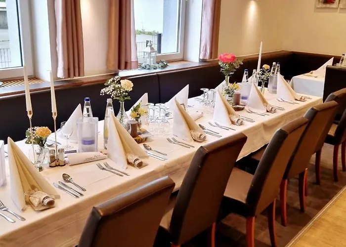 Krone & Restaurant Königsbrunn