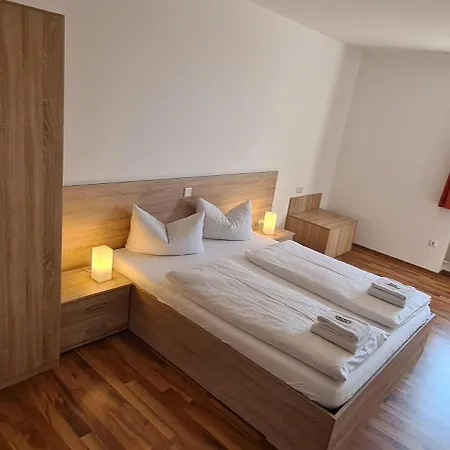 Krone Hotel Königsbrunn