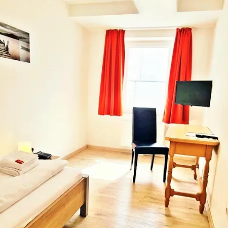 Krone Hotel Königsbrunn