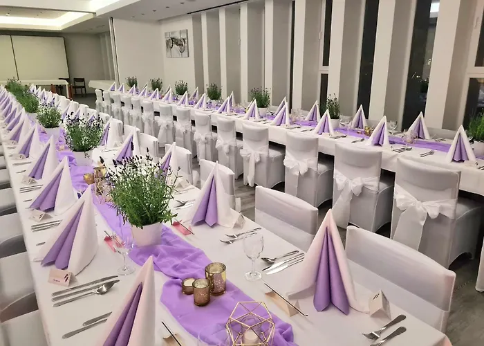 Krone & Restaurant 3* Königsbrunn