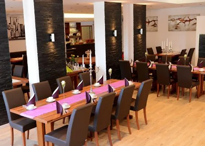 Szálloda Krone & Restaurant Königsbrunn